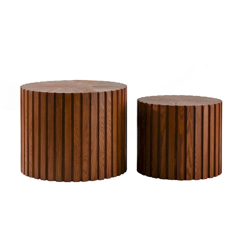 Table basse ronde en bois exquise pour petits espaces de vie
