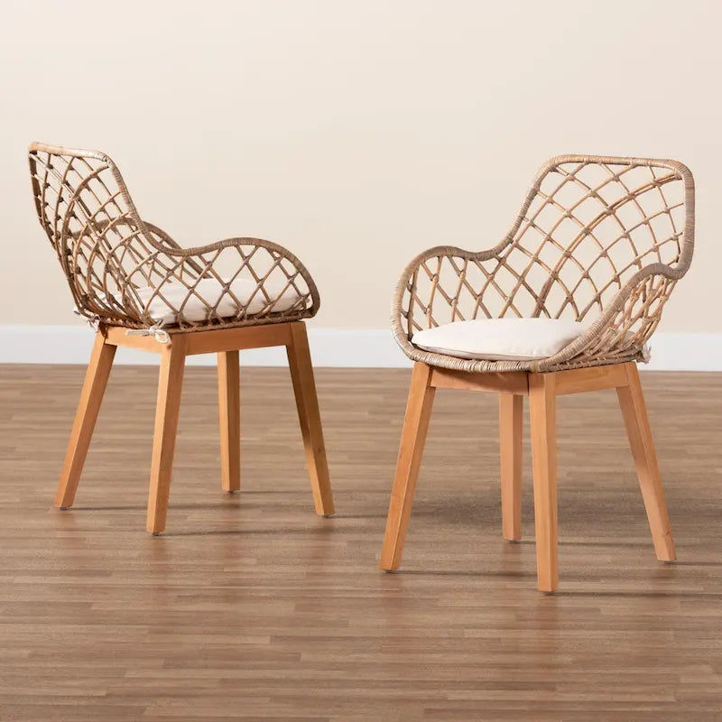 Chaise de salle à manger moderne en rotin gris délavé et bois finition marron naturel