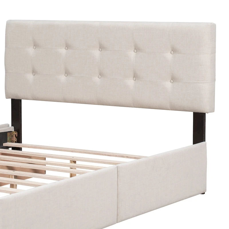 Lit plateforme avec tête de lit classique et tissu capitonné