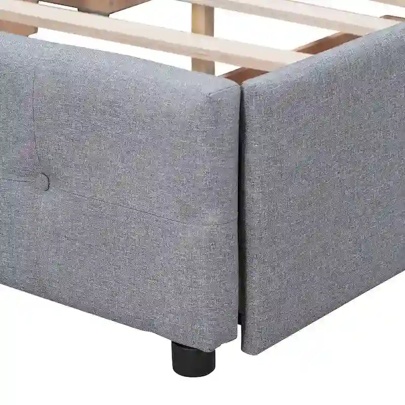 Lit plateforme avec tête de lit classique et tissu capitonné