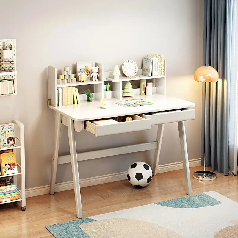 Bureau d'enfant en bois avec étagère