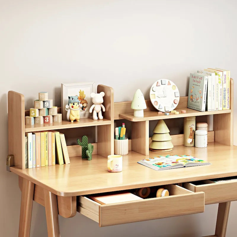 Bureau d'enfant en bois avec étagère